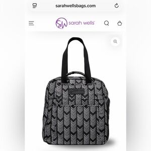 Sarah Wells Kelly style convertible pump bag